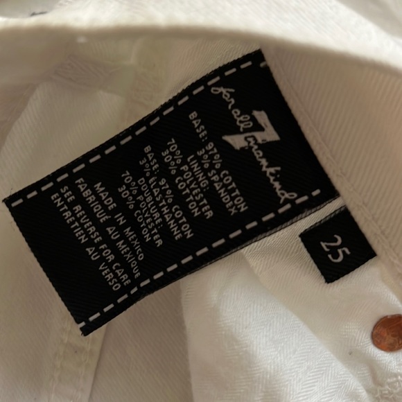 NWT Distressed Frayed White Denim Jean Skirt 25 runs large - Picture 6 of 7